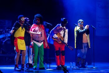 Cuarteto, La pandilla inclusiva - Preliminares