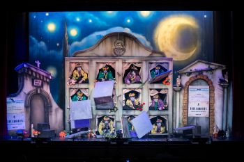 Chirigota, Los que la tienen de mármol - Cuartos