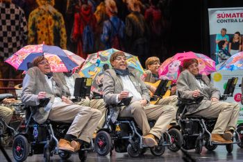 Chirigota, Una chirigota en teoría - Cuartos