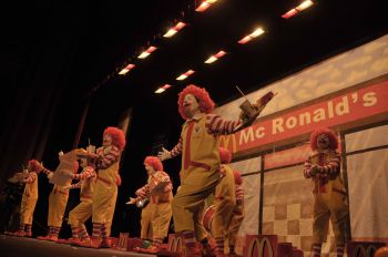 Los macpayasos del carnaval