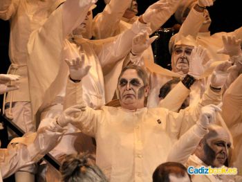 Los muertos del coro