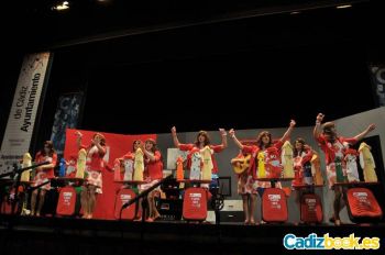 Mari carmen y sus muñecos