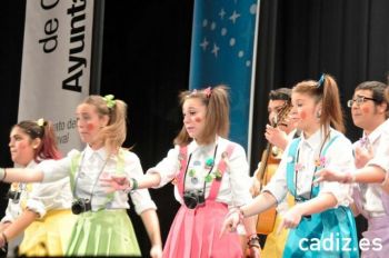 ¡qué me gustan las comparsas y también los comparsistas!