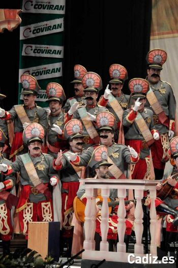 Los dictadores
