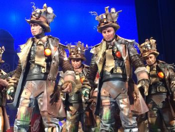 <h2>Chatarras de un proyecto de grandes comparsitas</h2><br/>