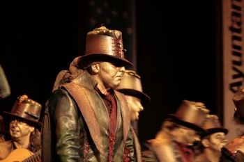 <h2>Mudando la piel para volver al falla</h2><br/>