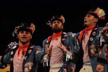 <h2>Enganchados a esta fiesta</h2><br/>