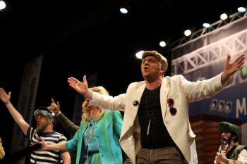 <h2>Buscando el amor en la tele</h2><br/>