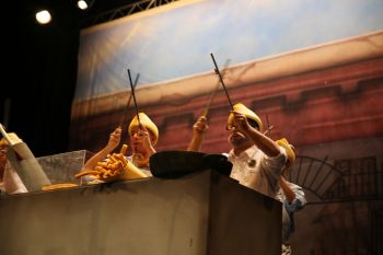 <h2>Con el palo del churrero</h2><br/>