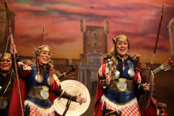 <h2>Por cádiz dan la vida</h2><br/>