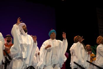 <h2>La sonrisa de dios abre el concurso del falla</h2><br/>