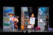 Academia de baile: Aprende con Joselito y sus tres modelitos