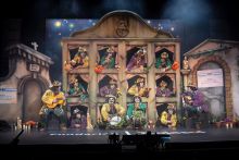 Chirigota, Los que la tienen de mármol