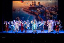 Comparsa, Con la primera risa